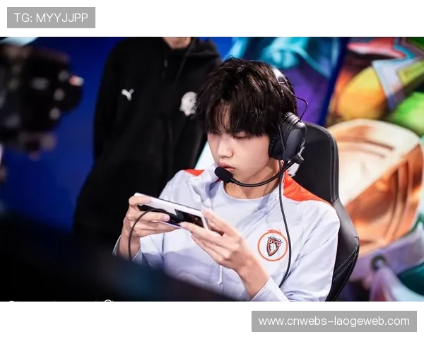 钎城称“听到向鱼讲话就舒服”，队友默契助DYG取胜